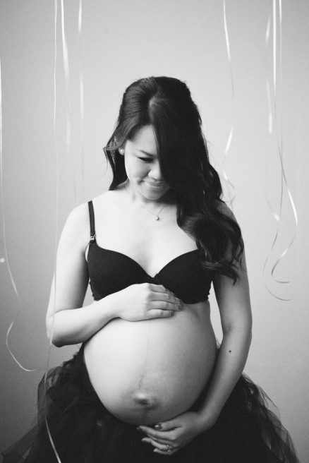 boudoir photography maternity