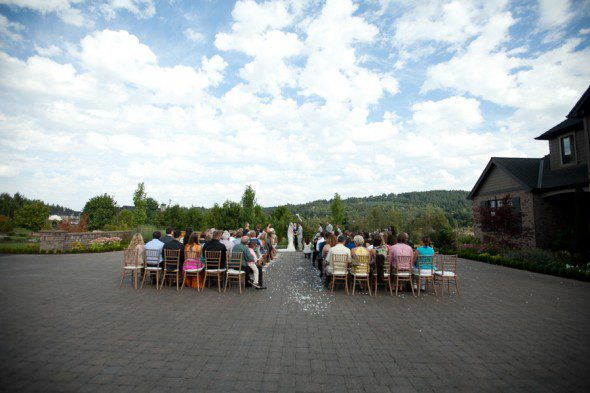 Bunn Salarzon - elegant wedding photos near illahe hills country club in salem, oregon